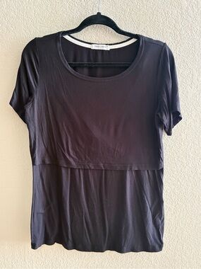 Women’s Black Short Sleeve Nursing Tee